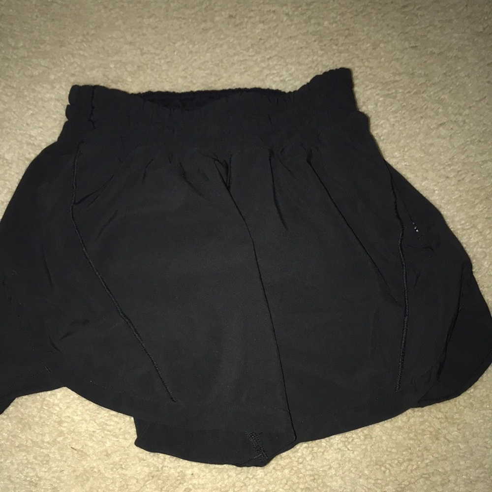 Lululemon black shorts